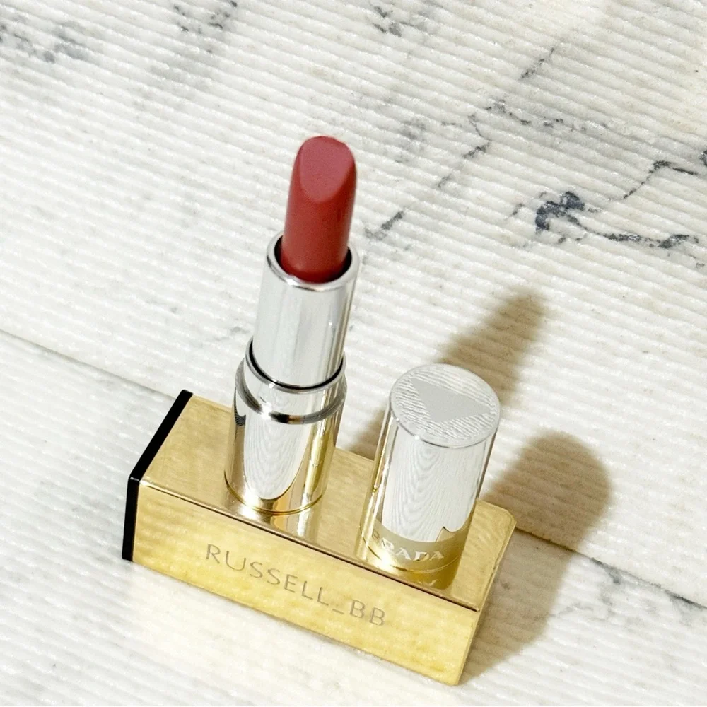 Prada Monochrome Lipstick B02 Quartz Nude Pink